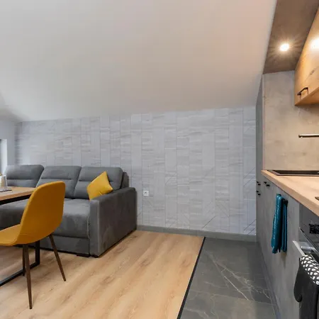 Urban Five #5 - Free Parking - Stylish One-Bedroom Apartments With Kitchen & Parking Appartamento Veliko Tărnovo